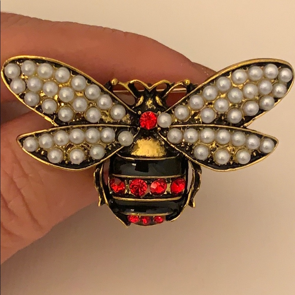 Gucci style Bee brooch